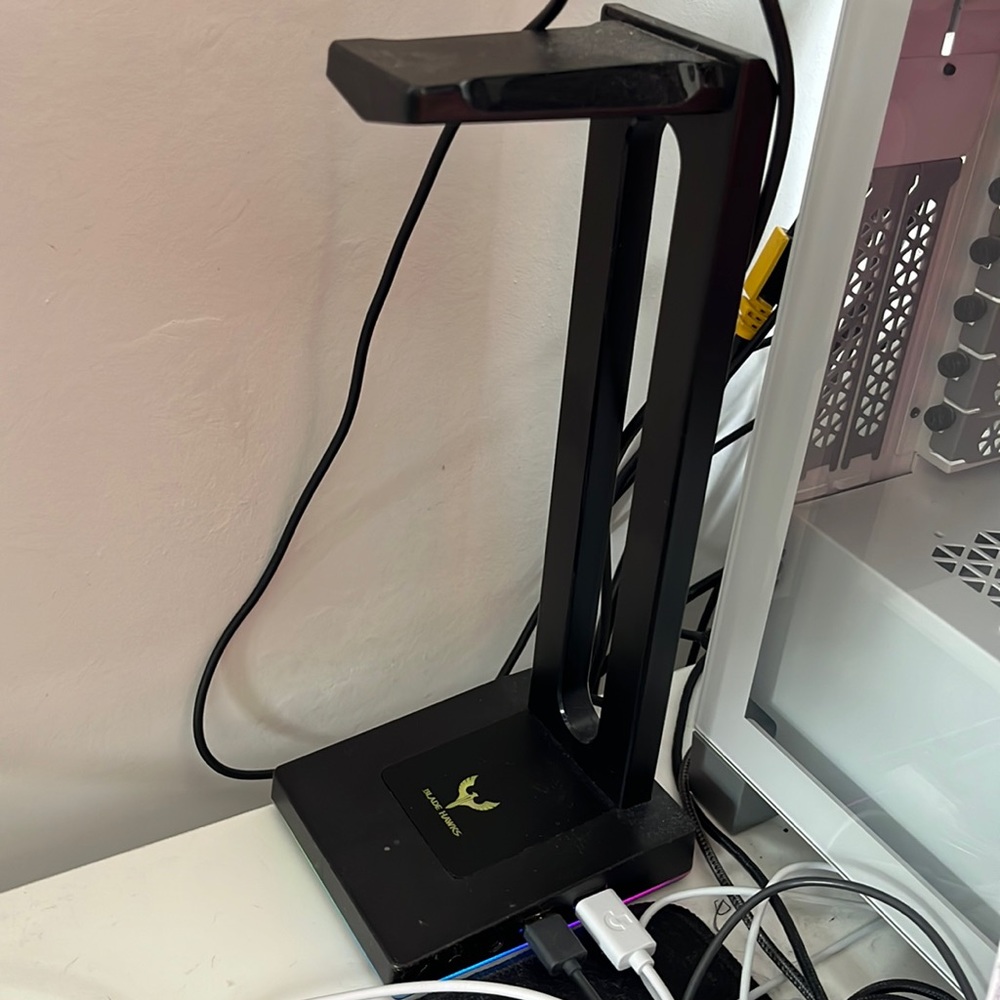 Bladehawks Headset Stand